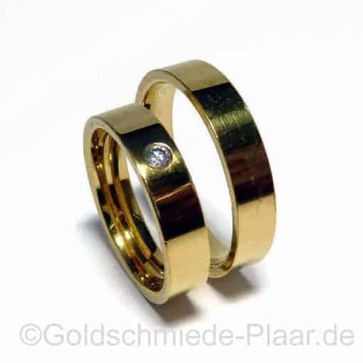 Trauringe Gold flache Form